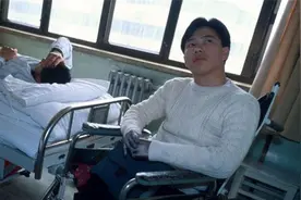 1996年，一位男子捡到核辐射“钥匙链”，这是他身体发生的变化图片