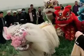 老人去世发丧过度娱乐化，是文化非遗？还是封建糟粕？图片
