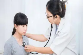 心率低于60即心跳过慢？医生：这一般与5个因素相关，别不当回事图片