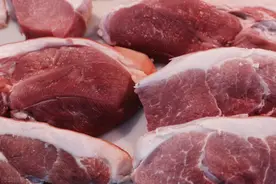 猪肉清洗有人用热水，有人用冷水，全错了，教你窍门，干净又卫生图片