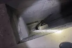 男子在KTV上洗手间，人突然“不见”了……图片