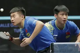 太惊喜了！国乒直板组合零封世界冠军，女双痛击日乒，双双进决赛图片