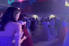 你在参加舞会，我在上晚自习，感谢高考让我收起了小镇青年的自卑图片