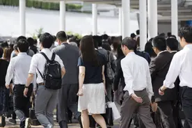 跑去当主播的年轻人，过得怎么样？图片