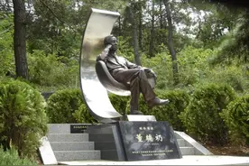 武汉大学一位老师，3位学生是92派代表企业家，3人曾登上富豪榜图片