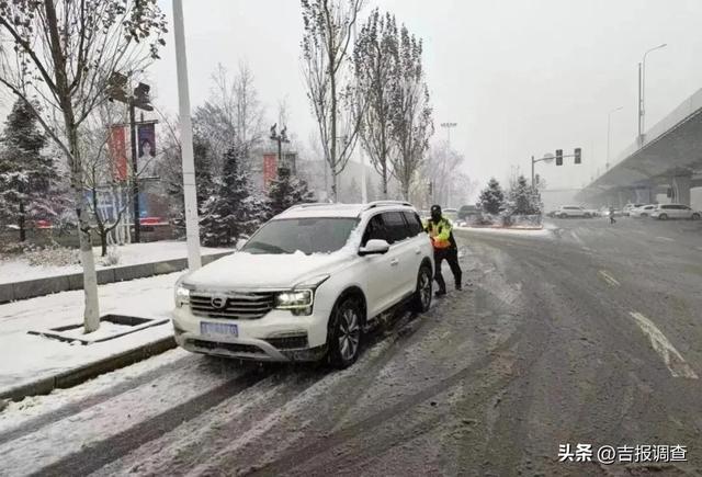 直击初雪！长春人用静与动的结合，写下一段段温暖感人的故事