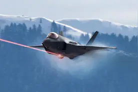 不能容忍解放军领先：F35要装激光炮，要一架摧毁一个歼20中队图片