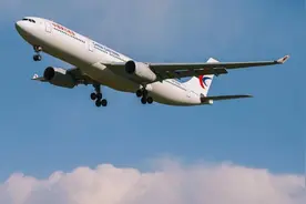 中国东航武汉-悉尼、武汉-东京航线复航图片