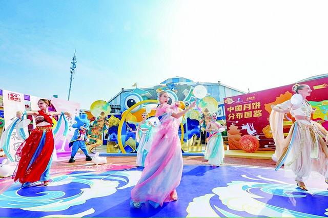 国庆遇上中秋 各大景区奇招“宠粉”
