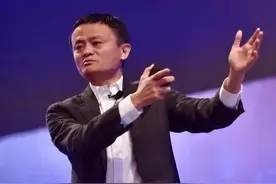 马云成功背后也依靠“做人”图片