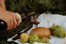 为啥葡萄酒度数低却也容易醉？图片