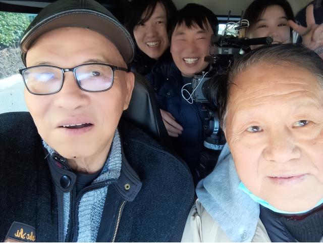上海老人相亲角3次婚恋被分走3套房