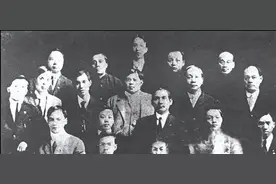 八年时间为祖国抗战募捐4.8亿美元，这就是他被毛主席敬重的原因图片