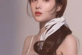 孙嘉璐，一名95后山东姑娘，会芭蕾，会骑马，外形养眼图片