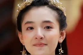 离婚还不到半年，再看吴倩与张雨剑的境遇，夫妻差距一目了然图片