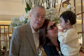 84岁刘诗昆带2岁女儿出国！爱女意外受伤，坚持登台表演很坚强图片