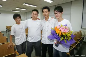 恭喜！江苏37名学霸提前保送到清北就读，分别来自这五所中学图片