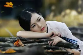 两首临江仙对比，文字微调后有何不同，哪首更好？诗词真奇妙图片