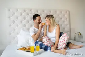 为什么相亲场合，会有人认为同居过的女孩=离过婚的女人？图片