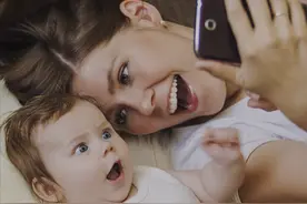 畸形晒娃，孩子成了赚钱工具！晒娃有风险，这几种照片千万别发图片