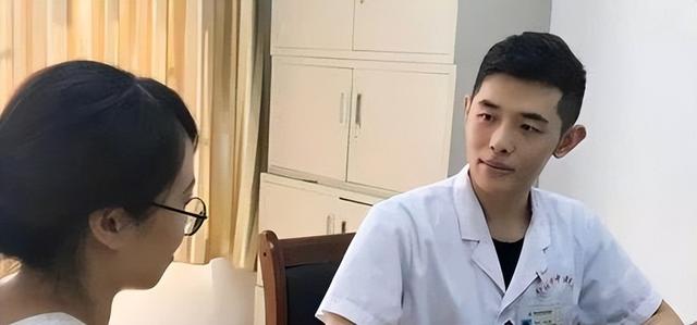 90后小伙子做催乳师，一天服务十几位女士，每月稳赚30000元！