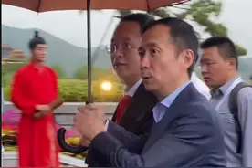世界互联网大会数字文明尼山对话 周鸿祎、张勇两位大咖携手共赴尼山图片