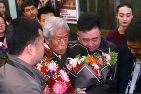 中国老兵被困印度54年，被当间谍关押7年，因会赚钱被恶霸打断腿图片