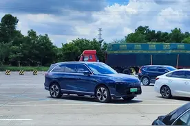 蓝山满载高速油耗让人满意图片