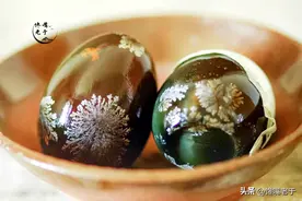 饭馆的皮蛋豆腐为啥就好吃？原来家里差了这一步，难怪嫩滑又爽口图片