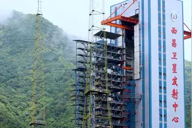 逐梦太空需要坚定的理想信念图片