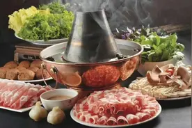 同样是晚饭配白酒，长期下来，结果却大不相同？有人欢喜有人忧？图片