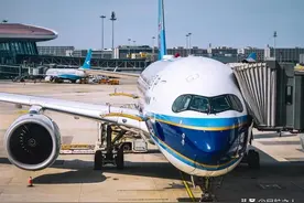 飞机应急出口座位你能坐吗？空姐的判断标准是什么？答案来了图片