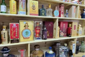 家里有酒怎么存？行家：存酒别手欠，记住“3个技巧”让酒更香醇图片