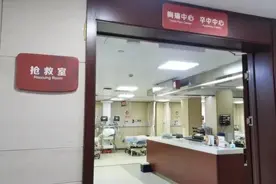 杭州独居奶奶不开空调电扇，热痉挛进ICU，牙都咬断两颗！最近防中暑，记住3个字图片