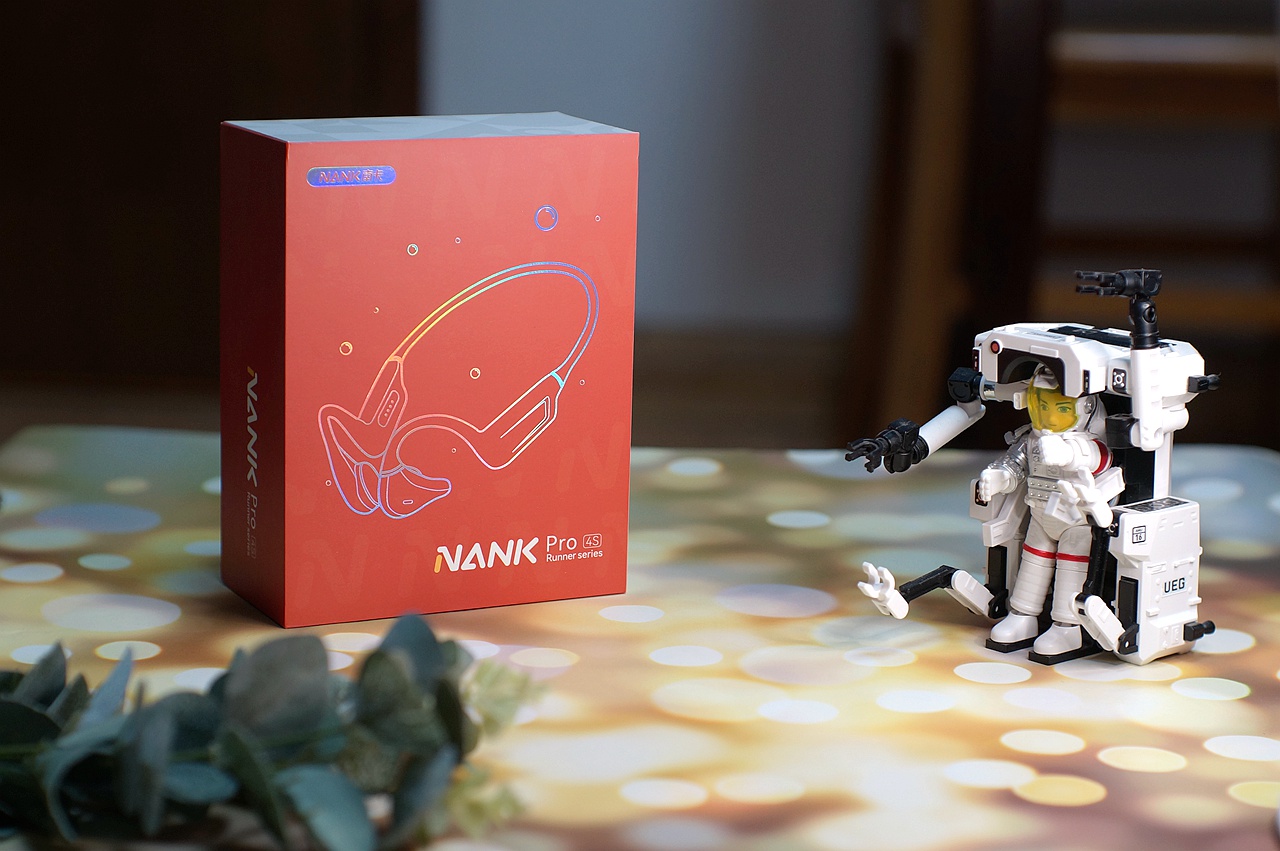 明星同款可以泡泳池的耳机不想试试吗