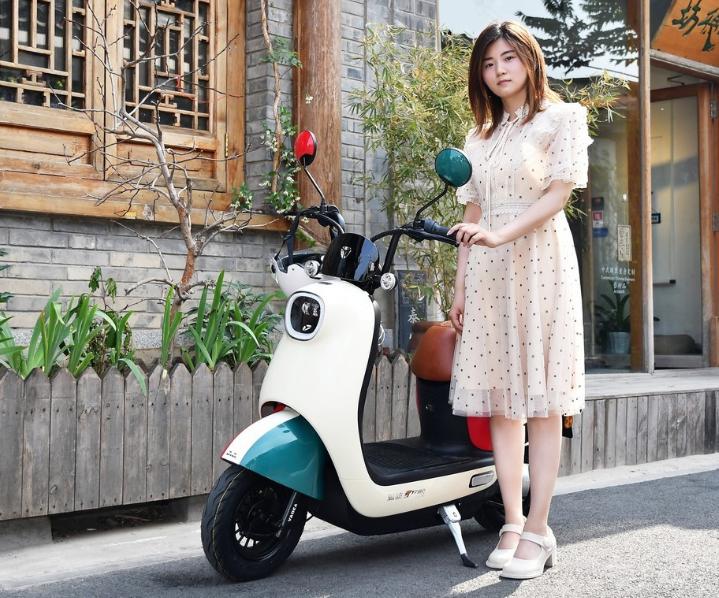 爱玛电动车有哪些优点_爱玛A500长续航电动车_雅迪Q6长续航电动车