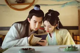 词的语法与近体诗相似，但是一字豆却不同，有什么特别之处呢？图片