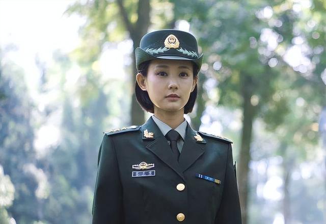 特战荣耀：谁能想到，为爱痴狂4年的艾千雪，会是这样遗憾的结局