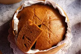 一口软糯香甜，红糖马拉糕，满足你的味蕾！比外面买的还好吃图片