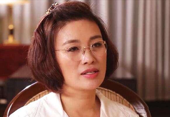 周立波老婆胡洁简历个人资料《老婆有钱的重要性26胡洁女出住在街江省