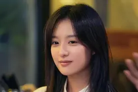 金智媛，温婉靓丽的氧气美女，治愈系的容颜，太甜美啦图片