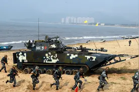 若武统，解放军获胜率仅有8%？港媒：电子战和高超弹可摧毁美航母图片