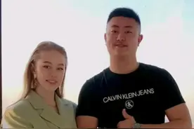 东北小伙娶俄罗斯美女，丈母娘说不要彩礼，发现中俄文化差异大图片