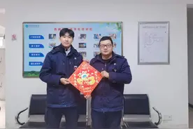 燃气巡线员：春节比平时更要细致工作图片