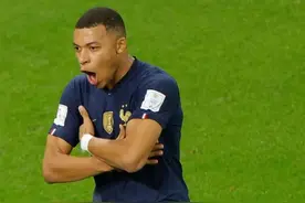 CNN中英双语新闻––姆巴佩在世界杯最快速度达到了35.3公里/小时图片