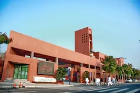 还在分不清电子科技大学实验中学和电子科技大学附属中学？图片