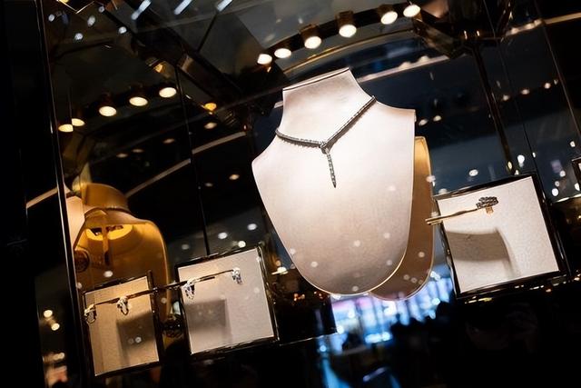 ����������̨����Ϊ�����ҡ����Է��ҹ�����Ʒ�ƣ����ǲ���ӭ