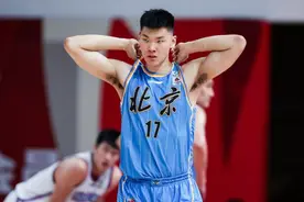 再签3年！北京留下第三中锋，场均5.8＋3，国产低配版莫兰德图片