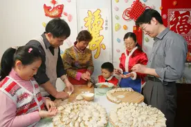 南北过年饮食大比拼：天天吃饺子的北方人，实名羡慕南方人图片