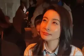 郭晶晶的“富贵相”有多出众？看看她在时装周和女星合照就知道图片